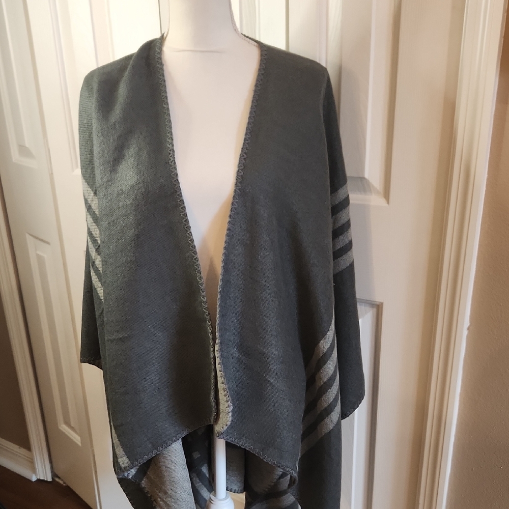 Elegant Charcoal Women's Poncho